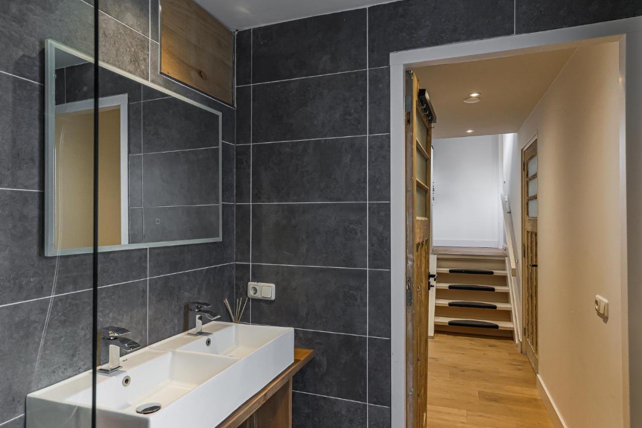 חרונינגן Cozy Typical Dutch Apartments מראה חיצוני תמונה
